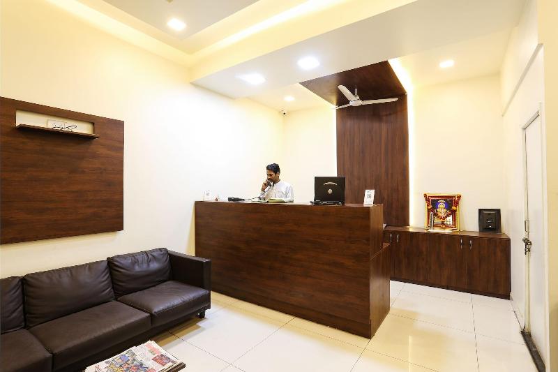 Photo of HMR Royal Inn, 3-star hotel in Pune District