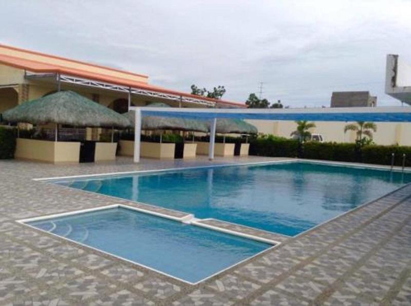 UKL Ever Resort Hotel exterior, 2-Star hotel in Laoag