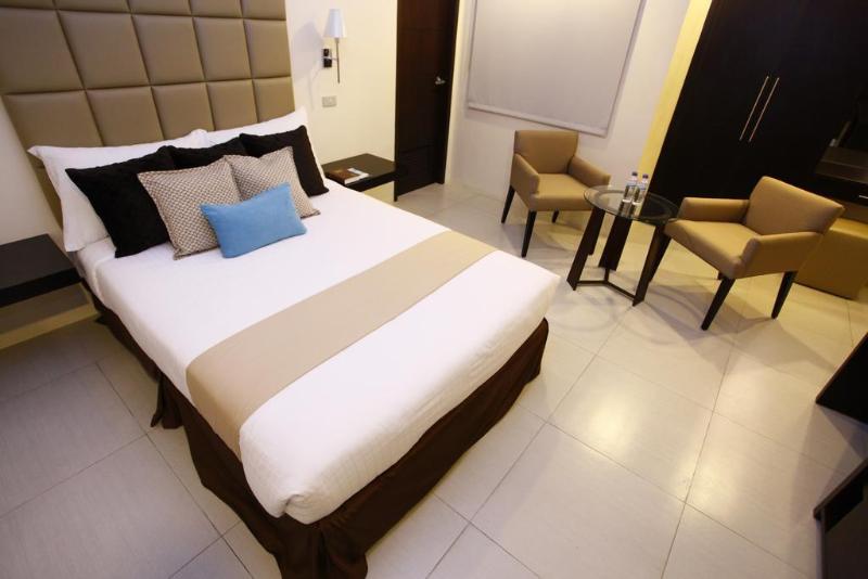 Photo of Oracle Hotel and Residences, 3-star hotel in Manila (and vicinity)