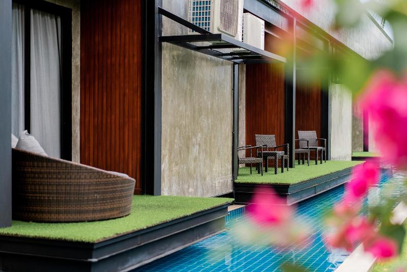 Photo of Phi Phi Andaman Legacy Resort, 3-star hotel in Ko Phi Phi