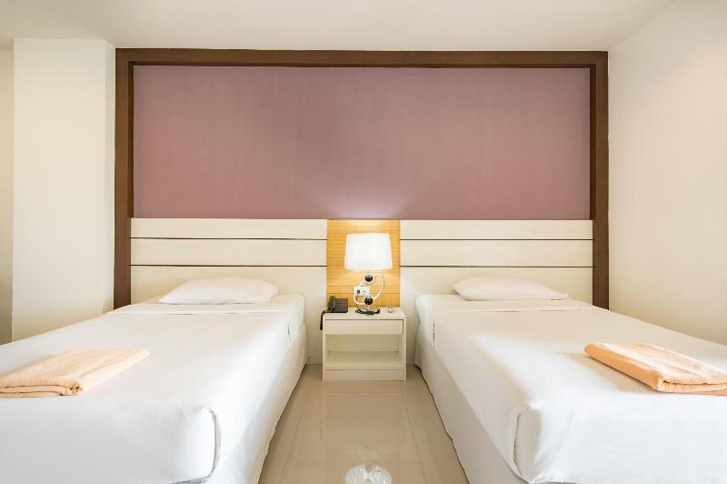 Photo of Phi Phi Andaman Legacy Resort, 3-star hotel in Ko Phi Phi