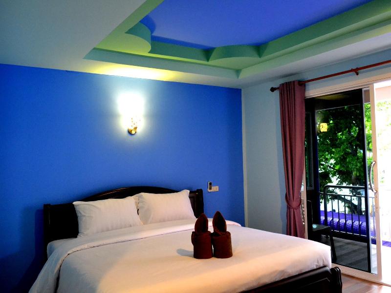 Photo of Phi Phi Andaman Legacy Resort, 3-star hotel in Ko Phi Phi