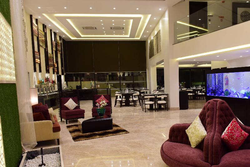 Photo of The Flora Grand, 3-star hotel in Vasco da Gama