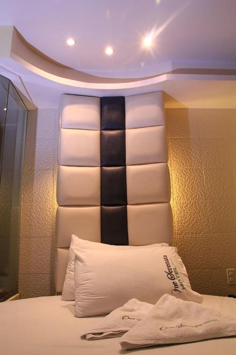 Photo of One Serenata Hotel Bacoor, 3-star hotel in Bacoor City