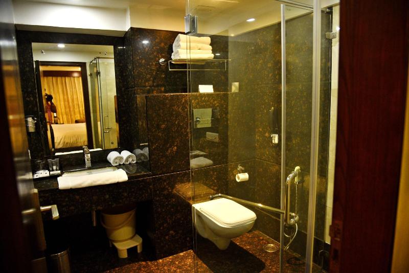 Photo of Hotel Royal Cliff, 4-star hotel in Kanpur