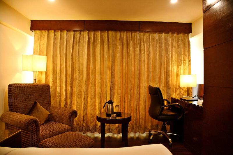 Photo of Hotel Royal Cliff, 4-star hotel in Kanpur