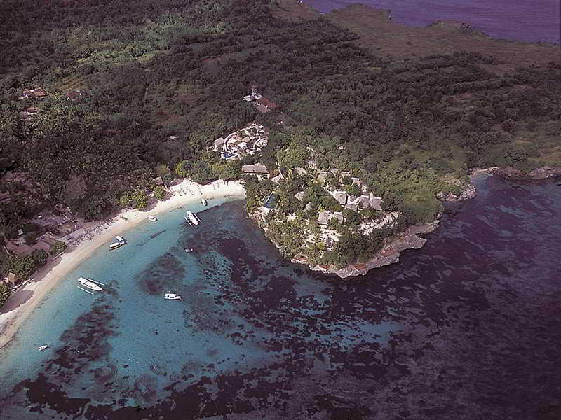 Batu Karang Lembongan Resort & Spa, Singapore
