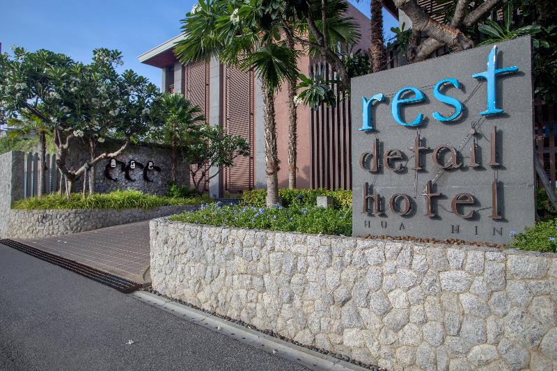 Rest Detail Hotel Hua Hin, Singapore