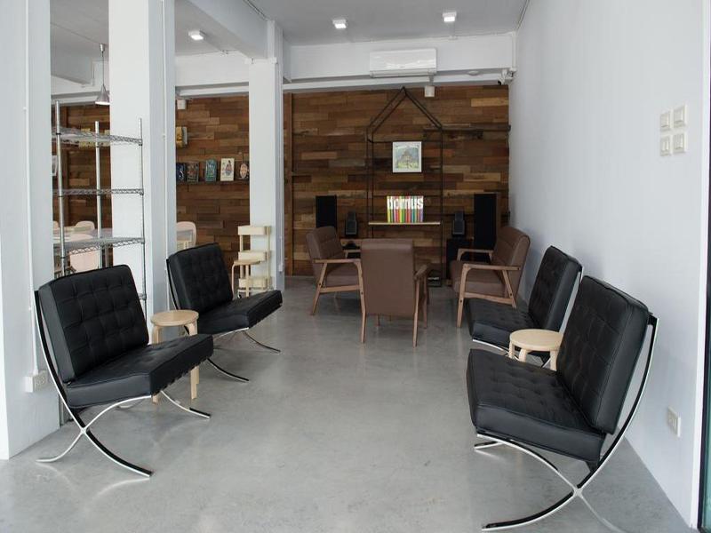 Photo of Veethara Boutique Hotel, 3-star hotel in Mak Khaeng