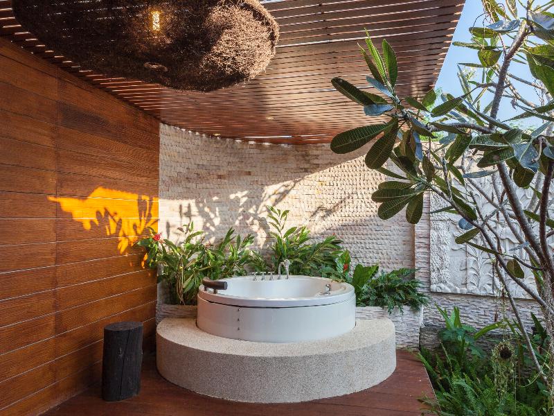 Photo of Dhevan Dara Resort & Spa, 5-star hotel in Hua Hin (and vicinity)