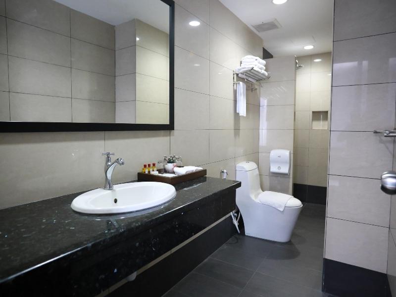 Photo of Crystal Lodge, 3-star hotel in Kota Bharu