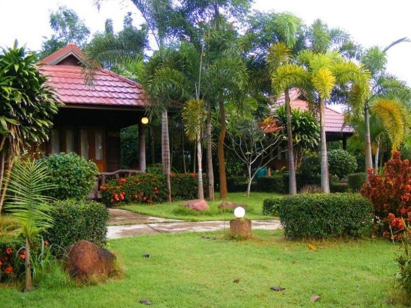 Photo of Khaothone River View Resort, 2-star hotel in Kanchanaburi (province)