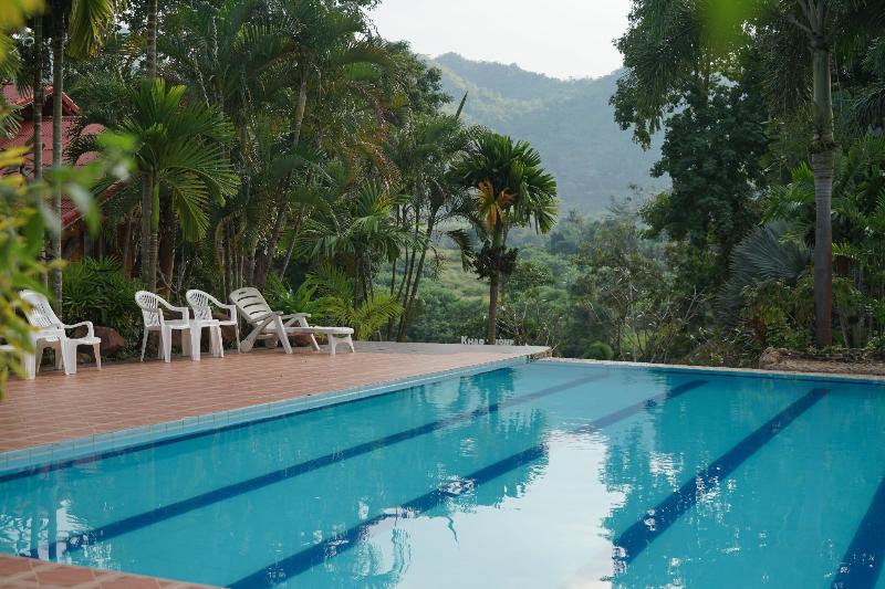Photo of Khaothone River View Resort, 2-star hotel in Kanchanaburi (province)
