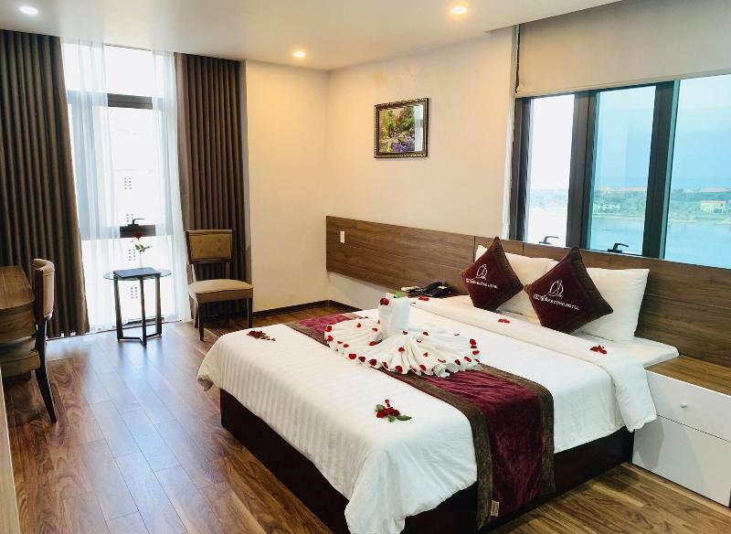 CKC Thien Duong Hotel, Singapore