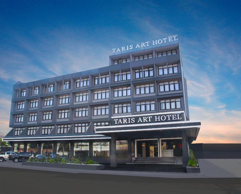 Taris Art Hotel Phrae, Singapore