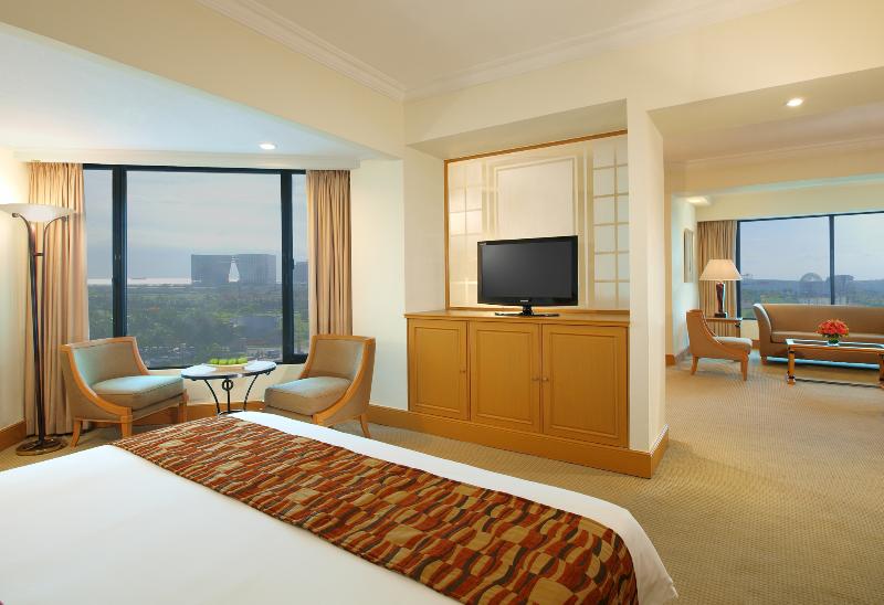Photo of The Heritage Hotel Manila, 4-star hotel in Manila (and vicinity)