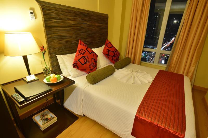 Photo of Lancaster Hotel Manila, 3-star hotel in Manila (and vicinity)