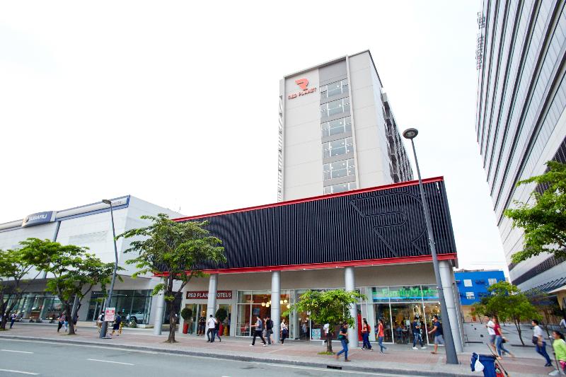 Photo of Red Planet Aseana City, Manila, 2-star hotel in Manila (and vicinity)