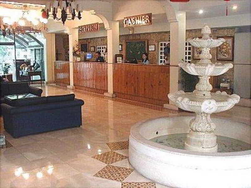 Photo of Garden Plaza Hotel, 3-star hotel in Ermita