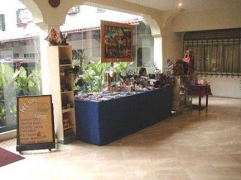 Photo of Garden Plaza Hotel, 3-star hotel in Ermita