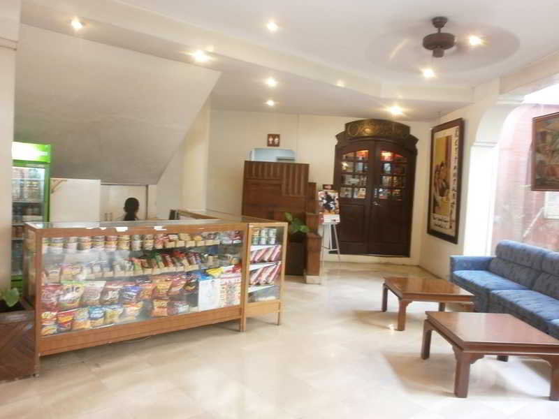 Photo of Garden Plaza Hotel, 3-star hotel in Ermita