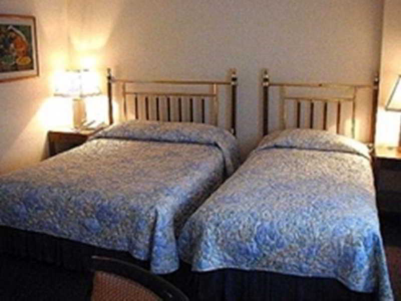 Photo of Garden Plaza Hotel, 3-star hotel in Ermita