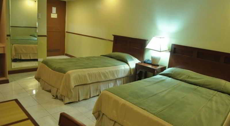 Photo of Garden Plaza Hotel, 3-star hotel in Ermita