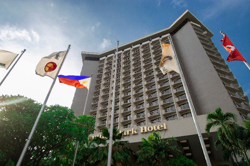 Century Park Hotel, 4-star hotel in Malate