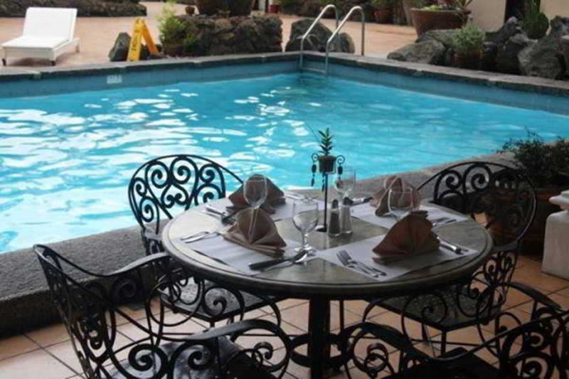 Photo of Copacabana Apartment Hotel, 3-star hotel in Manila (and vicinity)