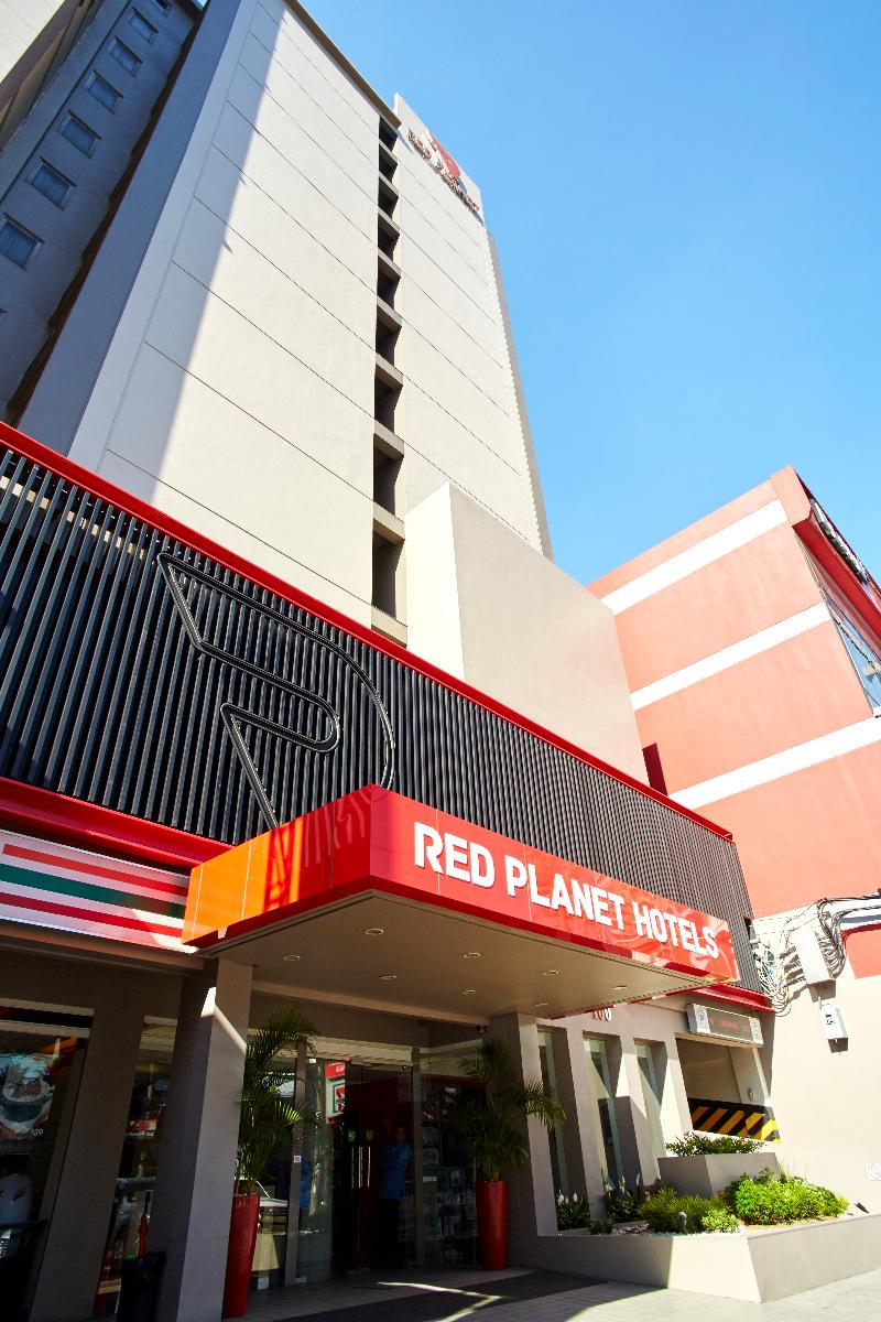 Red Planet Quezon City Timog exterior, 3-Star hotel in Diliman