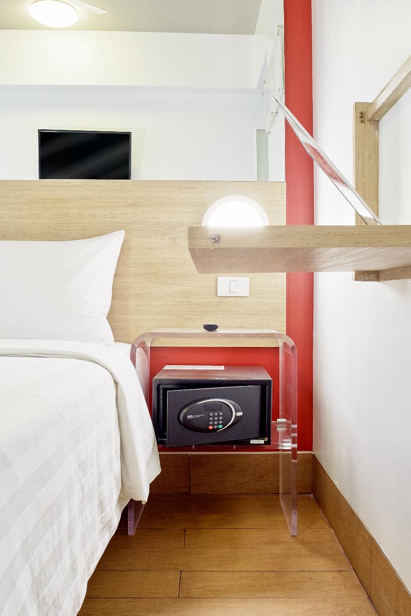 Photo of Red Planet Quezon City Timog, 3-star hotel in Diliman