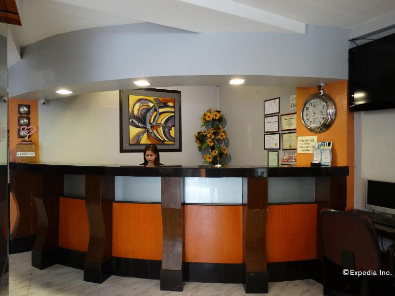 Photo of Silver Oaks Suite Hotel, 3-star hotel in Ermita