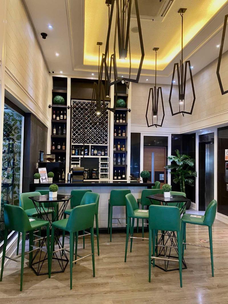 Photo of Azumi Boutique Hotel, 4-star hotel in Alabang