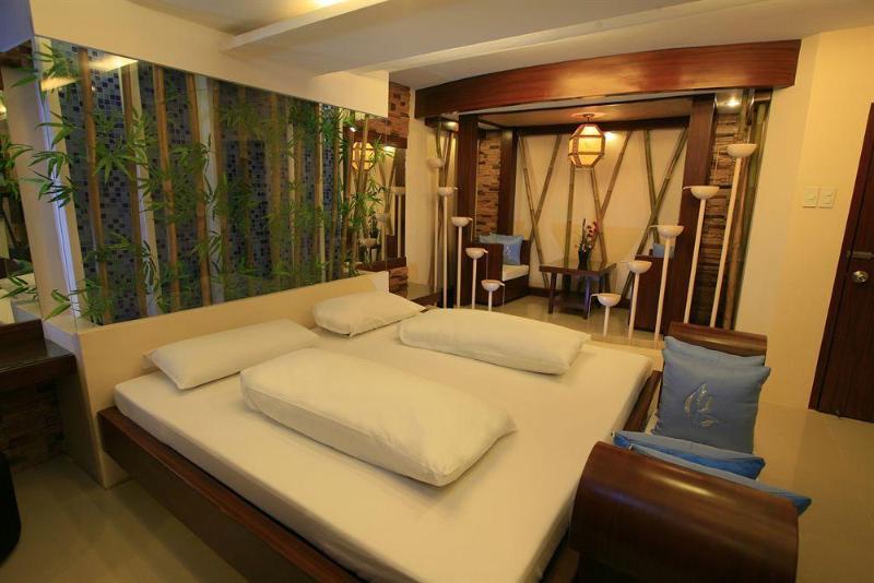 Photo of Victoria Court Las Piñas, 2-star hotel in Manila (and vicinity)