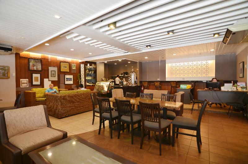 Photo of Pearl Garden Hotel, 3-star hotel in Ermita