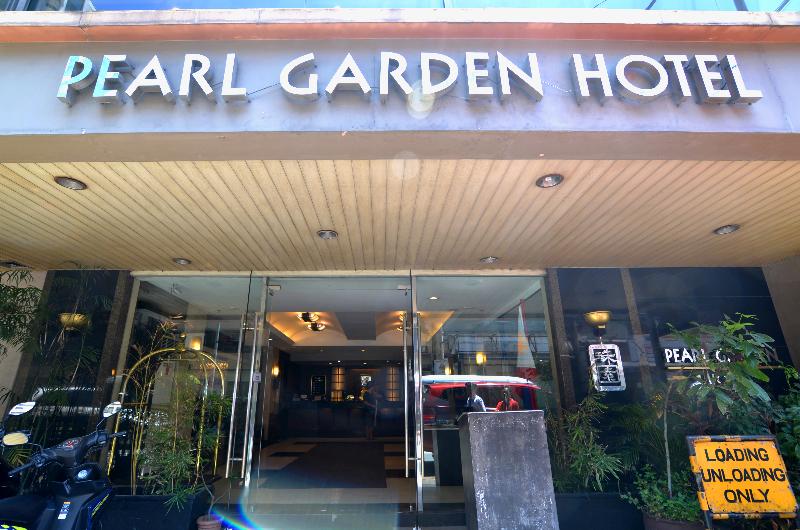 Photo of Pearl Garden Hotel, 3-star hotel in Ermita