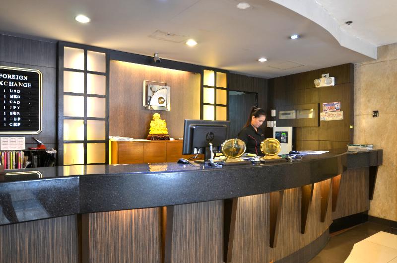 Photo of Pearl Garden Hotel, 3-star hotel in Ermita