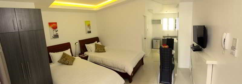 Photo of JMM Grand Suites, 3-star hotel in Ermita