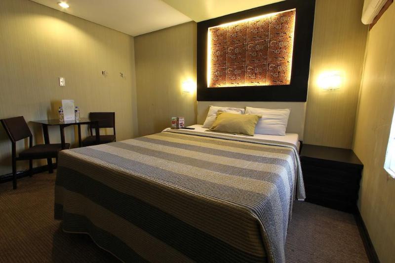 Photo of Eurotel North Edsa, 2-star hotel in Manila (and vicinity)