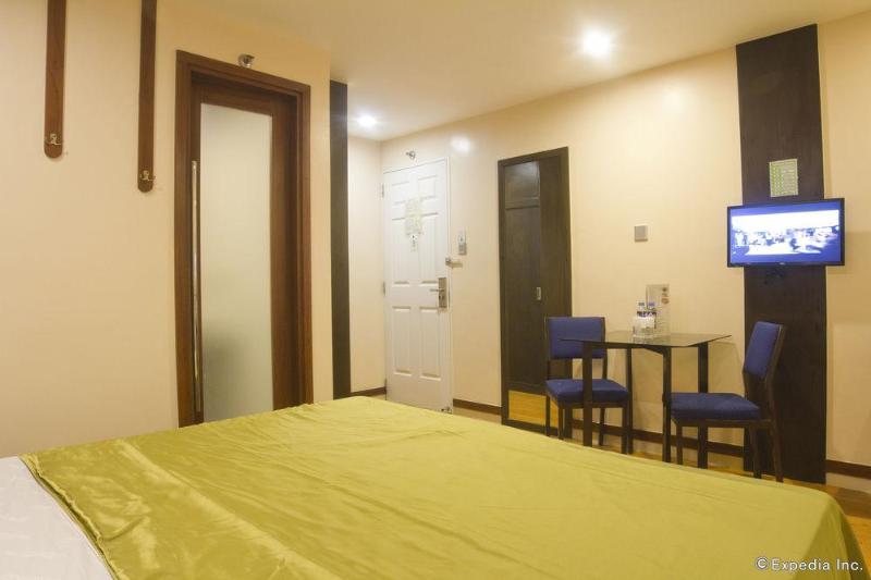 Photo of Eurotel North Edsa, 2-star hotel in Manila (and vicinity)