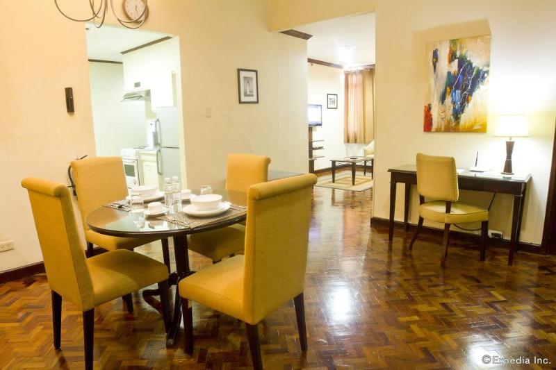 Photo of Parque Espana Residence Hotel, 4-star hotel in Alabang