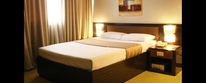 Photo of Rothman Hotel, 3-star hotel in Ermita
