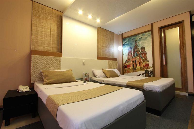 Photo of Hotel DreamWorld North EDSA, 3-star hotel in Manila (and vicinity)