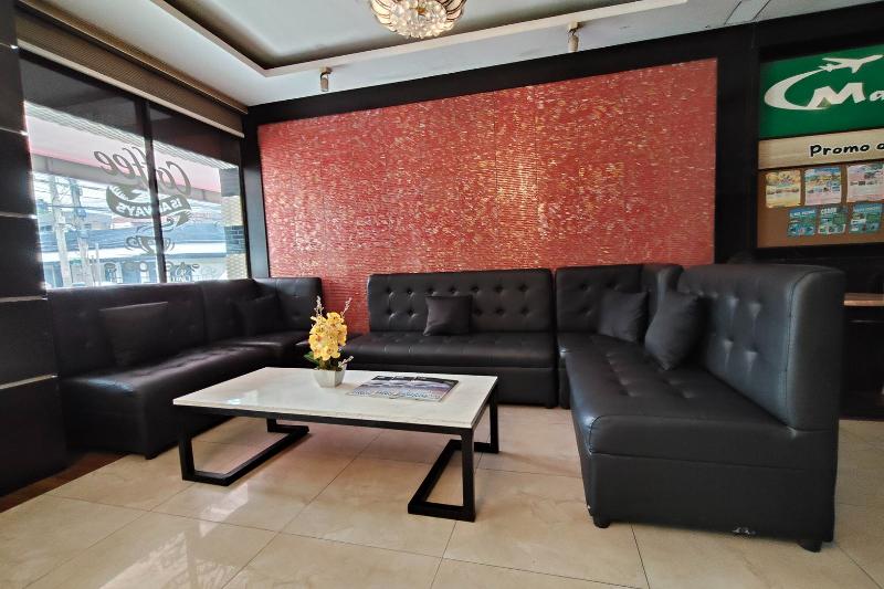 Photo of Manila Crown Palace Hotel, 3-star hotel in Ermita