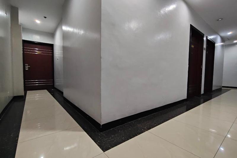 Photo of Manila Crown Palace Hotel, 3-star hotel in Ermita