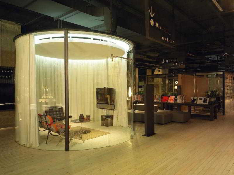 Photo of Le Meridien Bangkok, 5-star hotel in Bangkok (and vicinity)