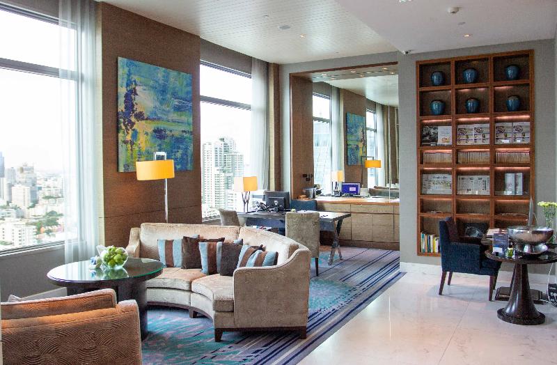 Radisson Blu Plaza Bangkok exterior, 5-Star hotel in Bangkok (and vicinity)