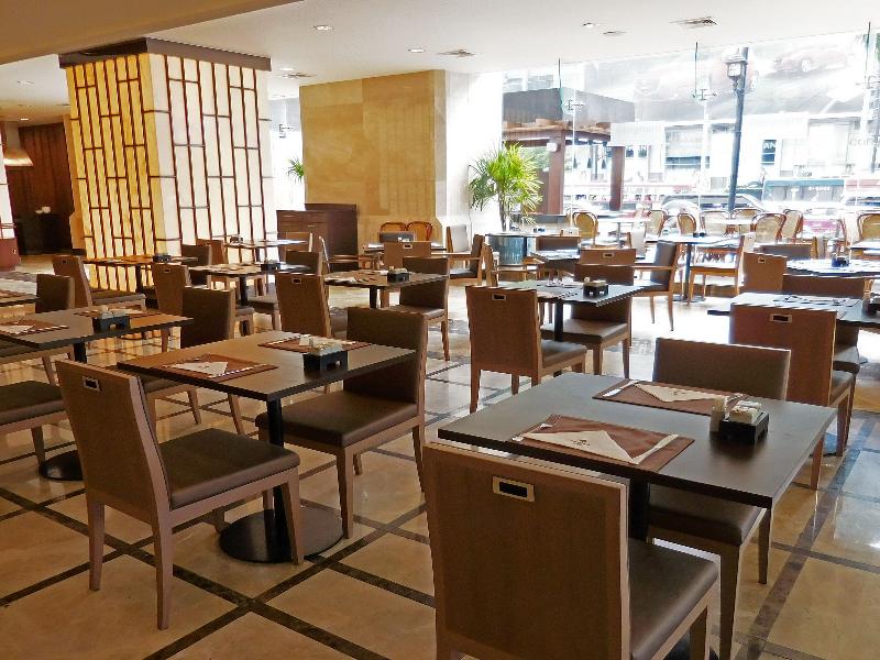 Photo of Arnoma Grand, 4-star hotel in Bangkok (and vicinity)