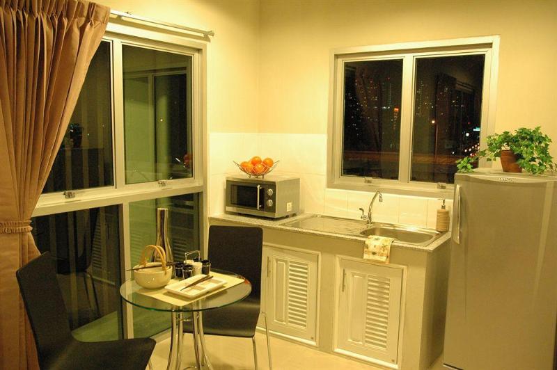 Photo of Bangkok Living, 3-star hotel in Bangkok (and vicinity)