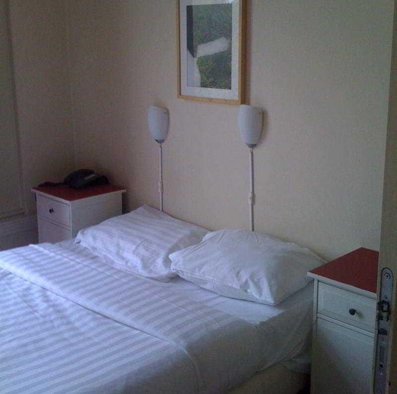 Photo of Aston City Hotel, 2-star hotel in Amsterdam (and vicinity)